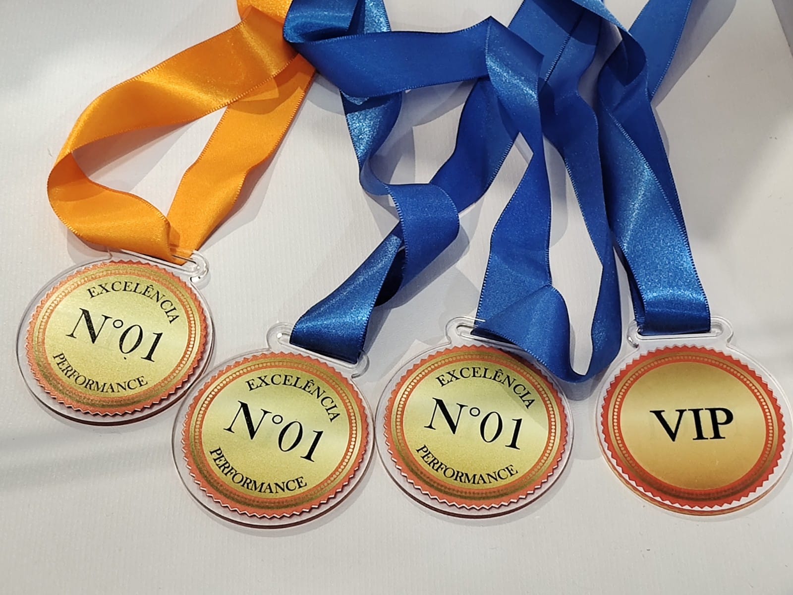 Medalhas personalizadas em acrílico